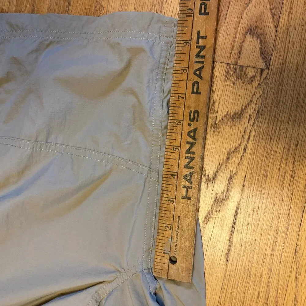 Columbia Cargo Golf Shorts Khaki Excellent Condition Comfortable Men's Size 40